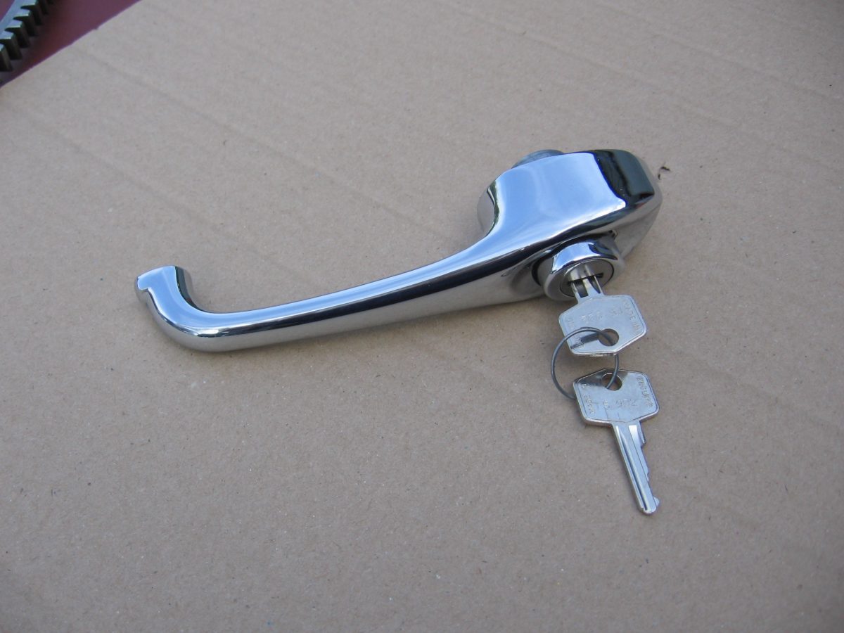 Exterior locking door handle (Grey Lady onwards) Chris Prince